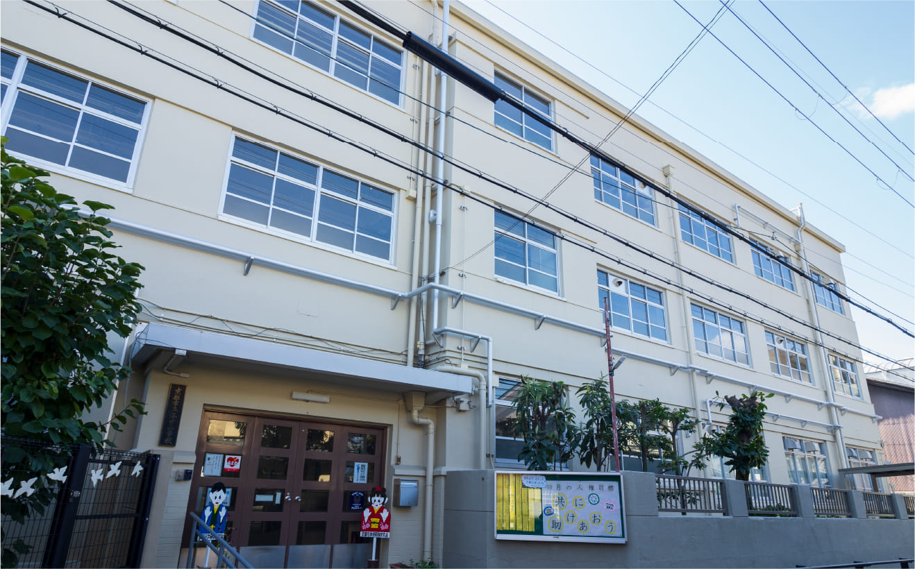 京都市立洛中小学校