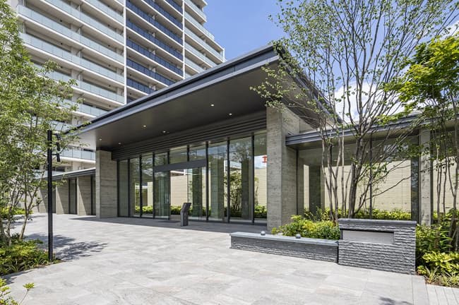 ローレルスクエアOSAKA LINK