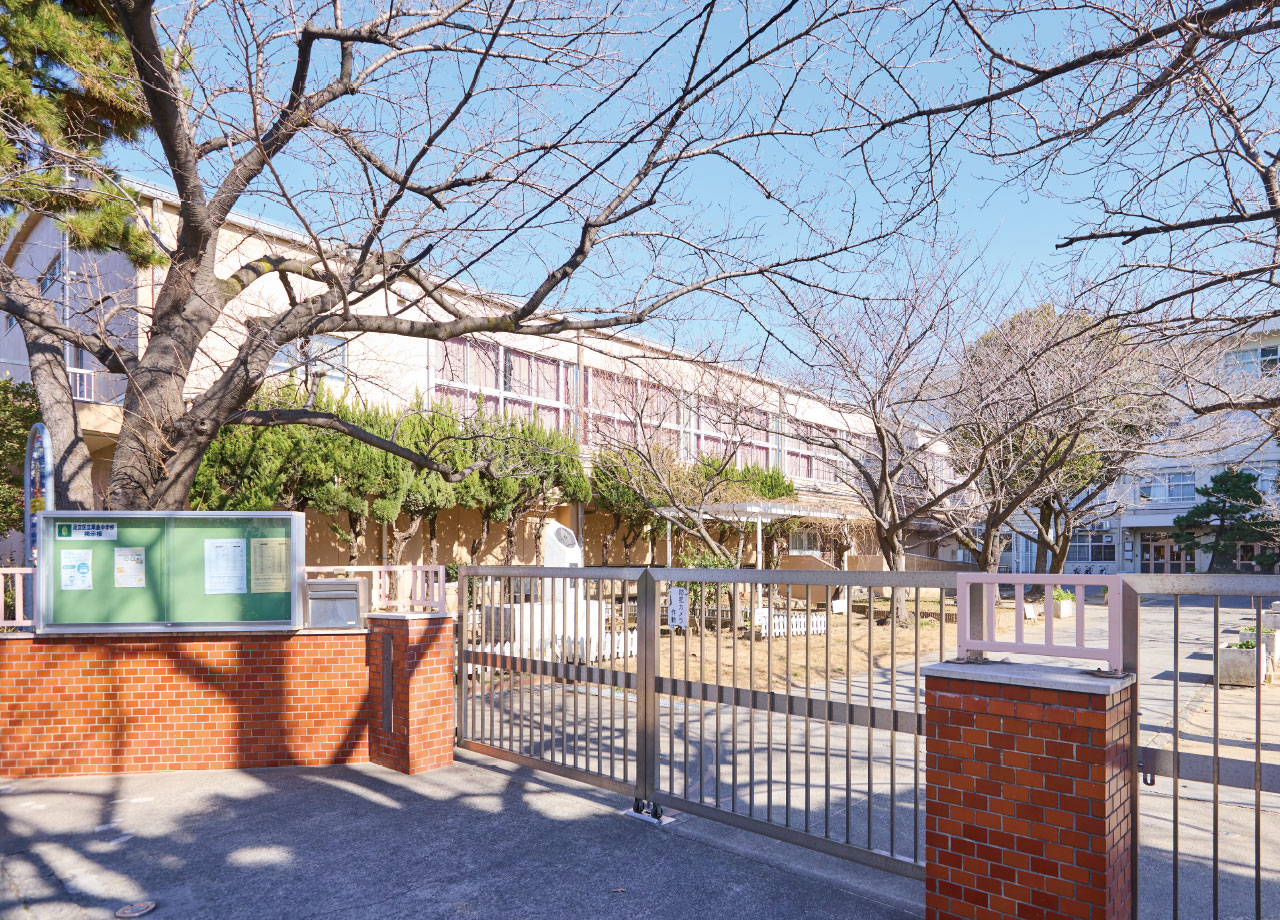 栗島中学校（通学校）