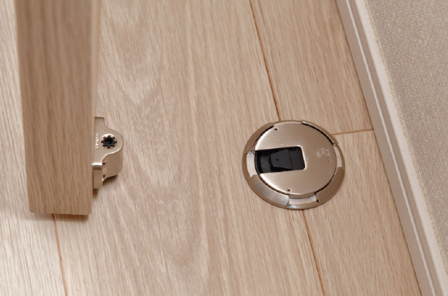 ドアキャッチャー